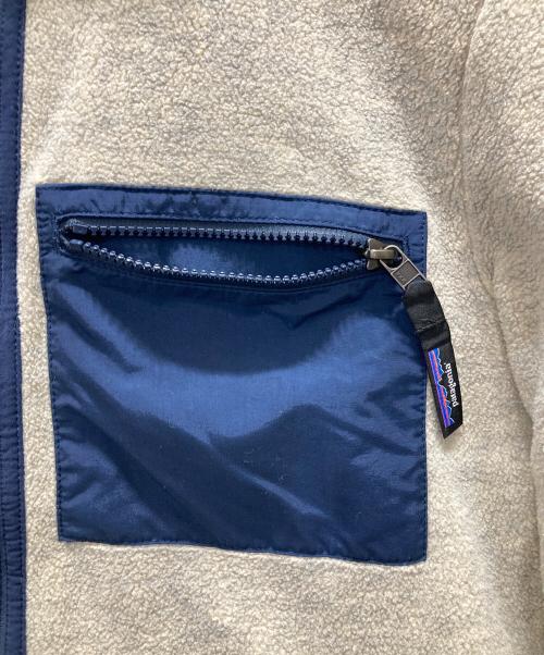 Patagonia（パタゴニア）Patagonia (パタゴニア) シンチラフリースジャケット アイボリー×ネイビー サイズ:Mの古着・服飾アイテム