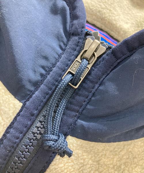 Patagonia（パタゴニア）Patagonia (パタゴニア) シンチラフリースジャケット アイボリー×ネイビー サイズ:Mの古着・服飾アイテム