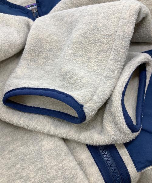 Patagonia（パタゴニア）Patagonia (パタゴニア) シンチラフリースジャケット アイボリー×ネイビー サイズ:Mの古着・服飾アイテム