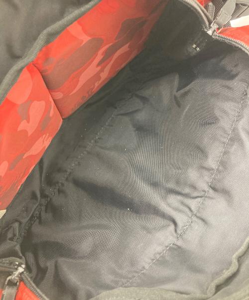 A BATHING APE（ア ベイシング エイプ）A BATHING APE (ア ベイシング エイプ) ウエストバッグ レッドの古着・服飾アイテム