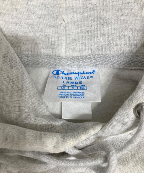 Champion REVERSE WEAVE（チャンピオン リバース ウィーブ）Champion REVERSE WEAVE (チャンピオン リバース ウィーブ) MoMAロゴプルオーバーパーカー グレー サイズ:Lの古着・服飾アイテム