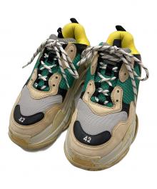 BALENCIAGA（バレンシアガ）の古着「triple S/トリプルS」｜ベージュ