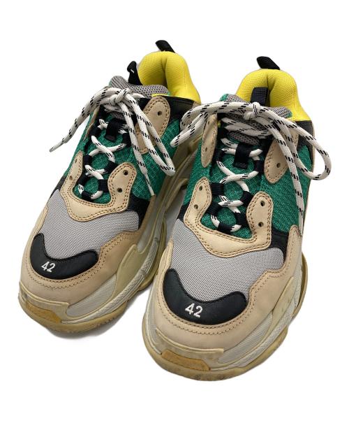 BALENCIAGA（バレンシアガ）BALENCIAGA (バレンシアガ) triple S/トリプルS ベージュ サイズ:27.5の古着・服飾アイテム