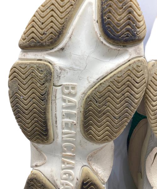BALENCIAGA（バレンシアガ）BALENCIAGA (バレンシアガ) triple S/トリプルS ベージュ サイズ:27.5の古着・服飾アイテム