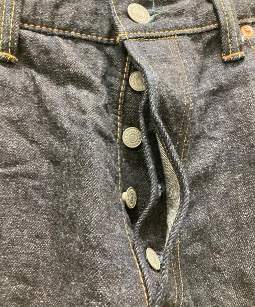 MOMOTARO JEANS（桃太郎ジーンズ）MOMOTARO JEANS (桃太郎ジーンズ) 出陣スリムストレートデニム ネイビー サイズ:Lの古着・服飾アイテム