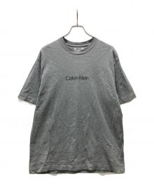 Calvin Klein（カルバンクライン）の古着「ロゴTシャツ」｜グレー