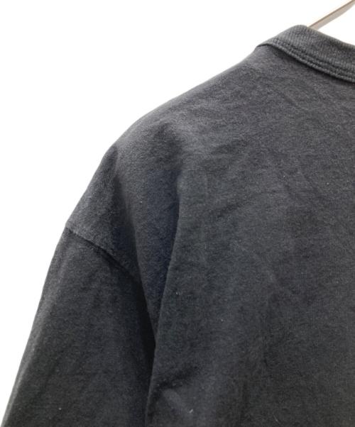 stussy（ステューシー）stussy (ステューシー) Champion (チャンピオン) 別注プリントTシャツ ブラック サイズ:Mの古着・服飾アイテム