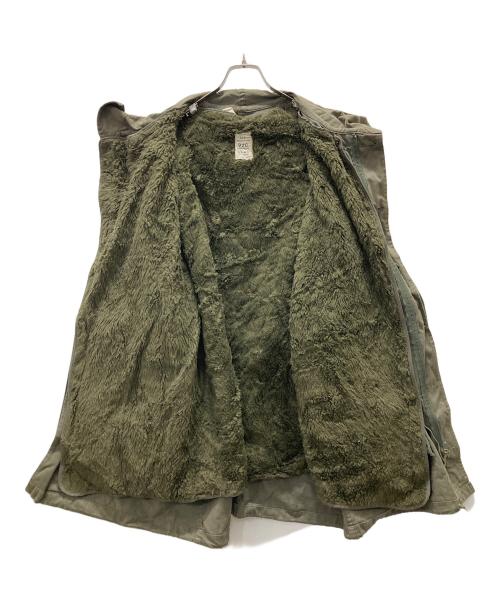 C.S.V CERIZAY（C.S.V CERIZAY）C.S.V CERIZAY (C.S.V CERIZAY) ミリタリーコート カーキ サイズ:不明の古着・服飾アイテム