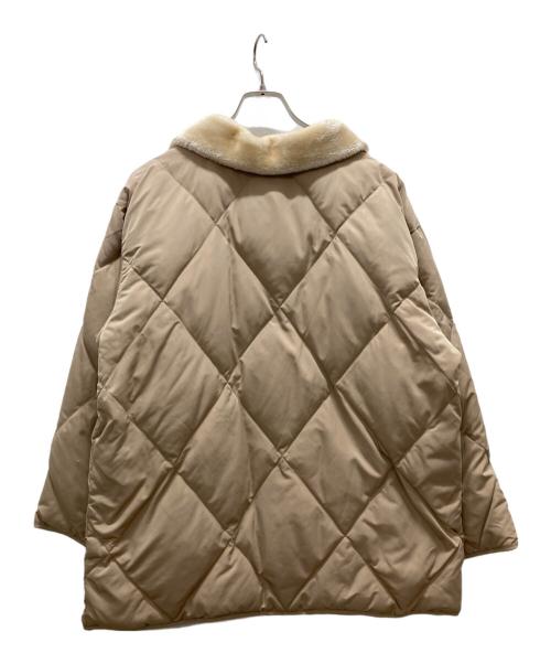 willfully（ウィルフリー）willfully (ウィルフリー) ダウンジャケット ベージュ サイズ:Fの古着・服飾アイテム