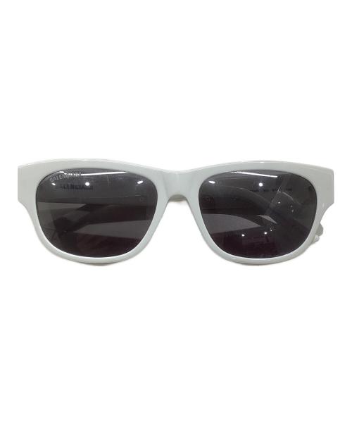BALENCIAGA（バレンシアガ）BALENCIAGA (バレンシアガ) サングラス ホワイト サイズ:003 57 17 145の古着・服飾アイテム