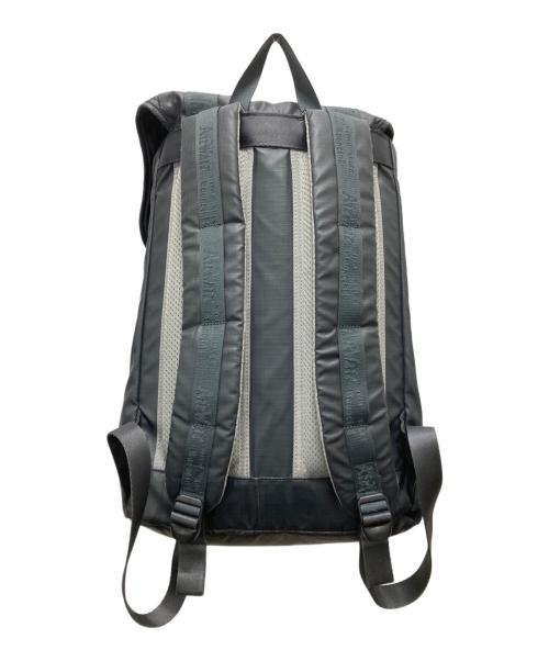 Dr.Martens（ドクターマーチン）Dr.Martens (ドクターマーチン) リュック ブラックの古着・服飾アイテム