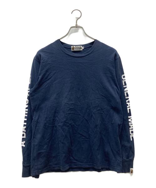 A BATHING APE（ア ベイシング エイプ）A BATHING APE (ア ベイシング エイプ) ロゴ袖プリントカットソー ネイビー サイズ:Mの古着・服飾アイテム
