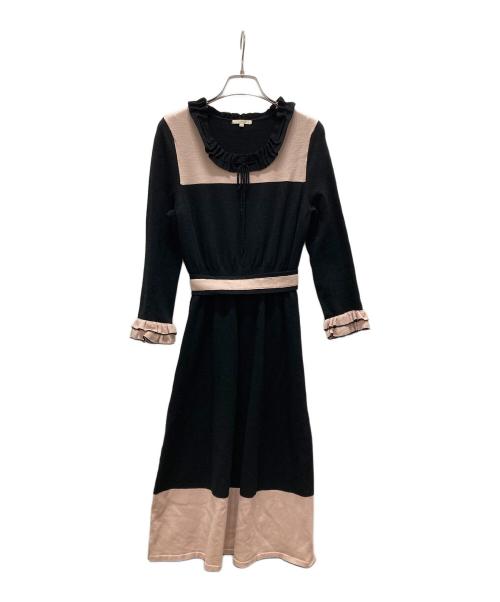TO BE CHIC（トゥービーシック）TO BE CHIC (トゥービーシック) フリル袖ニットワンピース ブラック サイズ:40の古着・服飾アイテム