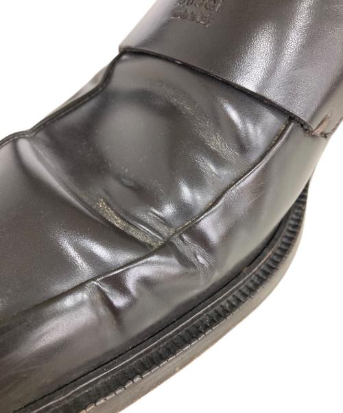 GUCCI（グッチ）GUCCI (グッチ) スクエアトゥコインローファー ブラウン サイズ:43Eの古着・服飾アイテム