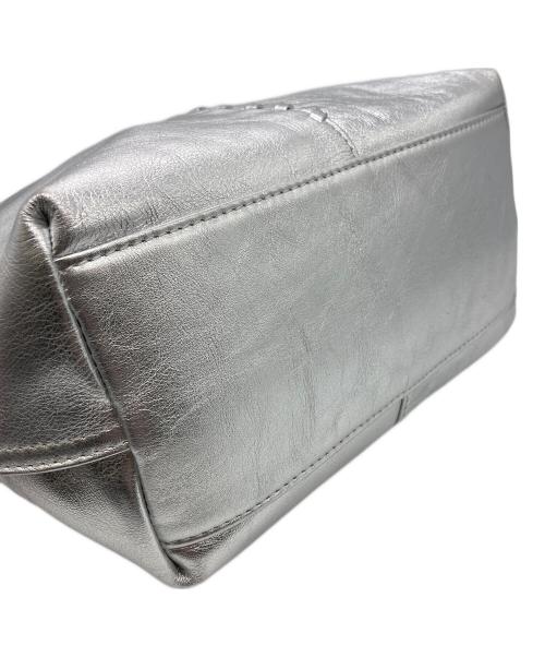 EAR（イア）EAR (イア) 2WAYバッグ シルバーの古着・服飾アイテム