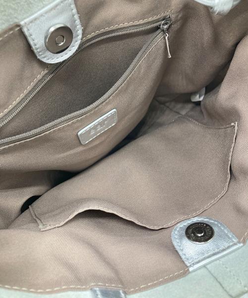 EAR（イア）EAR (イア) 2WAYバッグ シルバーの古着・服飾アイテム