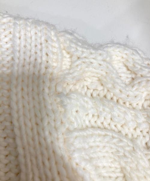 BLUE LABEL CRESTBRIDGE（ブルーレーベルクレストブリッジ）BLUE LABEL CRESTBRIDGE (ブルーレーベルクレストブリッジ) ハイネックニット ホワイト サイズ:38の古着・服飾アイテム