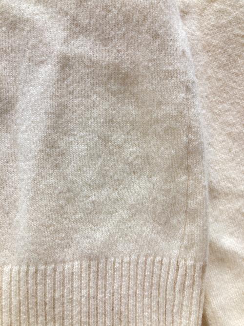 BLUE LABEL CRESTBRIDGE（ブルーレーベルクレストブリッジ）BLUE LABEL CRESTBRIDGE (ブルーレーベルクレストブリッジ) カーディガン アイボリー サイズ:38の古着・服飾アイテム