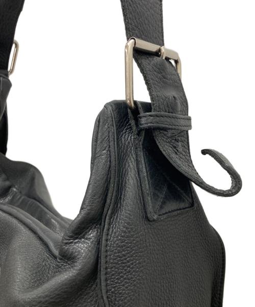 Vivienne Westwood（ヴィヴィアンウエストウッド）Vivienne Westwood (ヴィヴィアンウエストウッド) ミニオーブ金具 レザーショルダーバッグ ブラックの古着・服飾アイテム