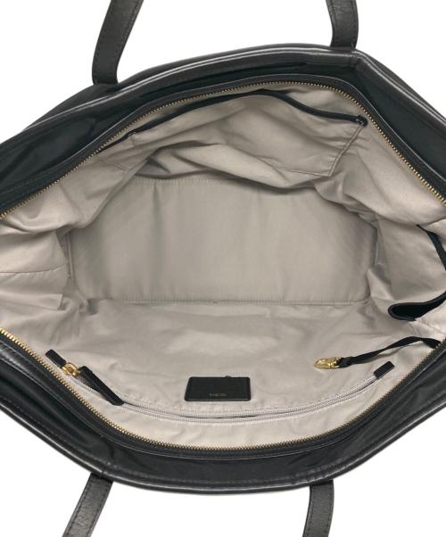 TUMI（トゥミ）TUMI (トゥミ) トートバッグ ブラックの古着・服飾アイテム