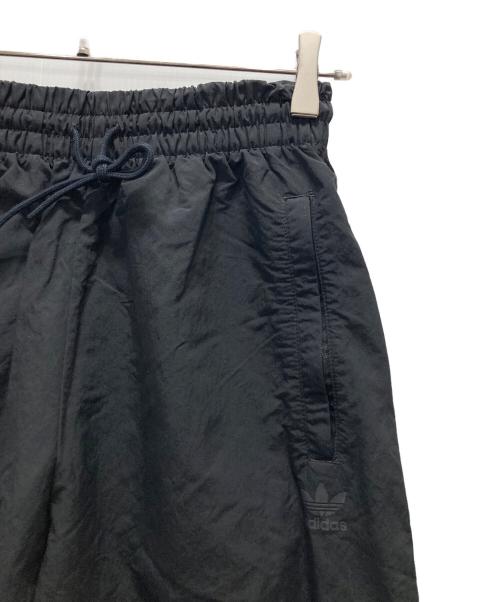 adidas（アディダス）adidas (アディダス) トラックパンツ ブラック サイズ:Lの古着・服飾アイテム