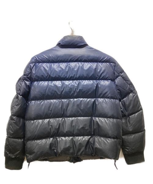 BOSS HUGO BOSS（ボス ヒューゴボス）BOSS HUGO BOSS (ボス ヒューゴボス) グラデーションダウンジャケット ネイビー サイズ:Lの古着・服飾アイテム