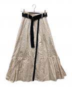 Snidelスナイデル）の古着「ベルティッドタックスカート」｜ホワイト