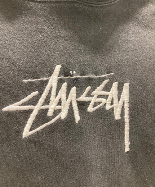 stussy（ステューシー）stussy (ステューシー) ロゴ刺繍パーカー ブラック サイズ:Ｓの古着・服飾アイテム
