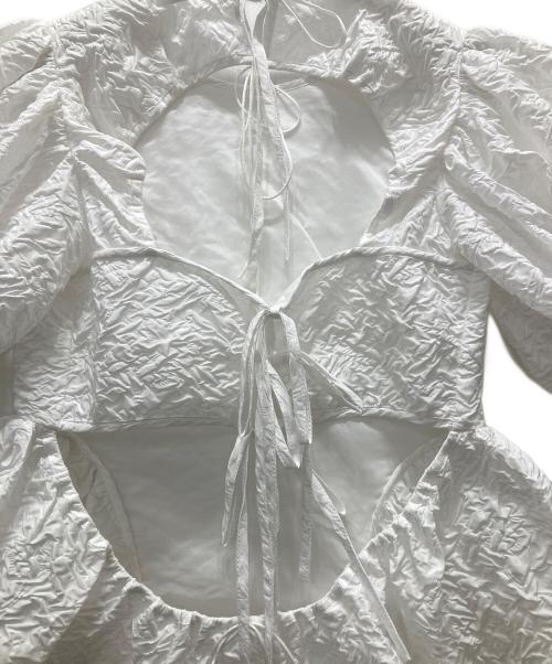 CECILIE BAHNSEN（セシリーバンセン）CECILIE BAHNSEN (セシリーバンセン) バックオープンジャガードブラウス/ubah top ホワイト サイズ:Mの古着・服飾アイテム