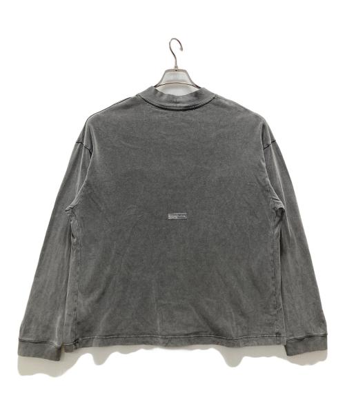 Acne studios（アクネ ストゥディオス）Acne studios (アクネ ストゥディオス) 背面ロゴパッチスウェット/LOGO PATCH CREW NECK SWEATER グレー サイズ:Sの古着・服飾アイテム