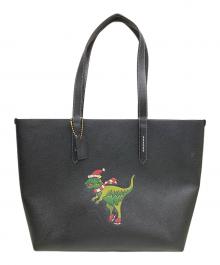 COACH（コーチ）の古着「レキシークリスマストートバッグ」｜ブラック