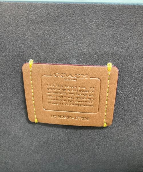 COACH（コーチ）COACH (コーチ) レキシークリスマストートバッグ ブラックの古着・服飾アイテム