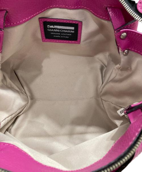GIANNI CHIARINI（ジャンニ キアリーニ）GIANNI CHIARINI (ジャンニ キアリーニ) 2WAYショルダーバッグ ショッキングピンクの古着・服飾アイテム