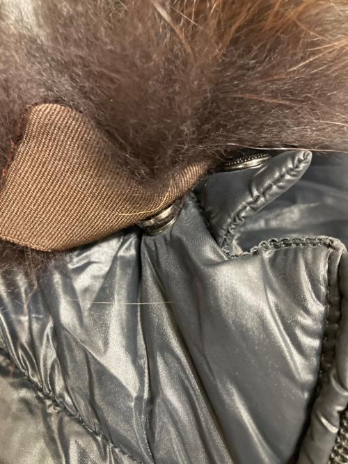 DUVETICA（デュベティカ）DUVETICA (デュベティカ) Gocciaダウンベスト ブラック サイズ:40の古着・服飾アイテム