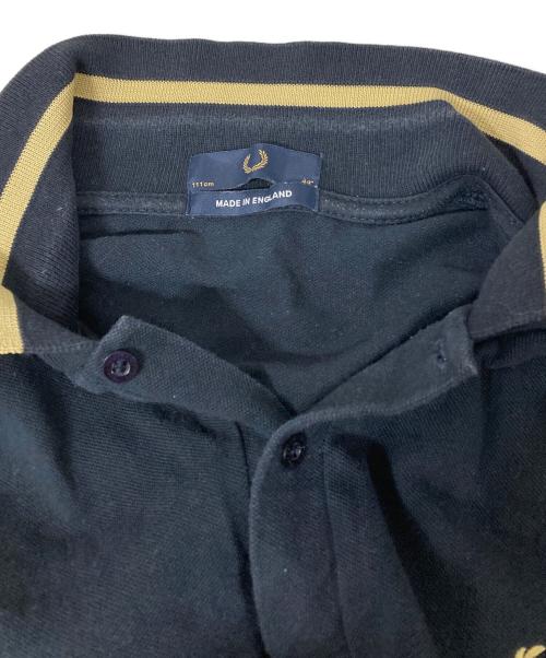 FRED PERRY（フレッドペリー）FRED PERRY (フレッドペリー) ポロシャツ ブラック サイズ:44の古着・服飾アイテム