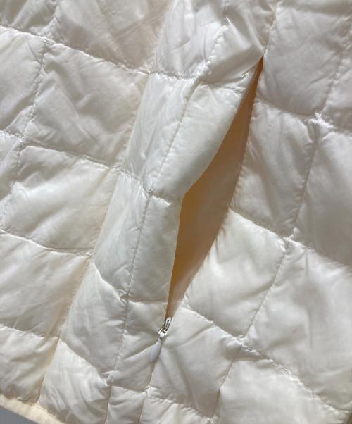 TAION（タイオン）TAION (タイオン) 切替ダウンジャケット ベージュ サイズ:XLの古着・服飾アイテム