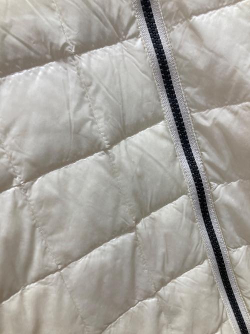 TAION（タイオン）TAION (タイオン) 切替ダウンジャケット ベージュ サイズ:XLの古着・服飾アイテム