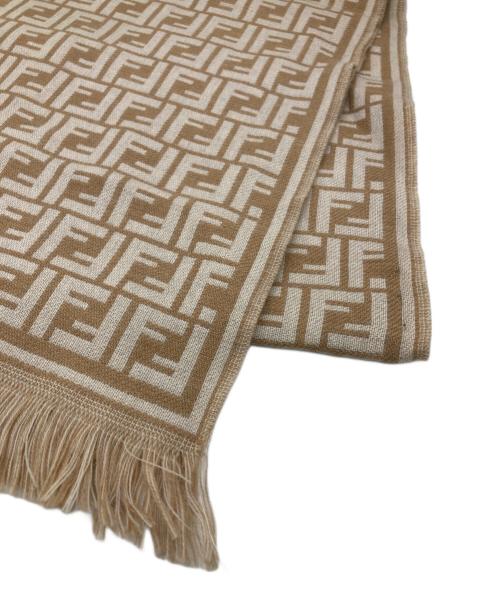 FENDI（フェンディ）FENDI (フェンディ) ズッカ柄フリンジマフラー ベージュの古着・服飾アイテム