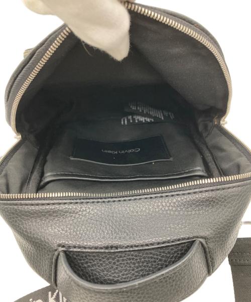 Calvin Klein（カルバンクライン）Calvin Klein (カルバンクライン) バッグ ブラックの古着・服飾アイテム