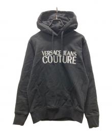 VERSACE JEANS COUTURE（ヴェルサーチ ジーンズクチュール）の古着「ロゴ刺繍パーカー」｜ブラック