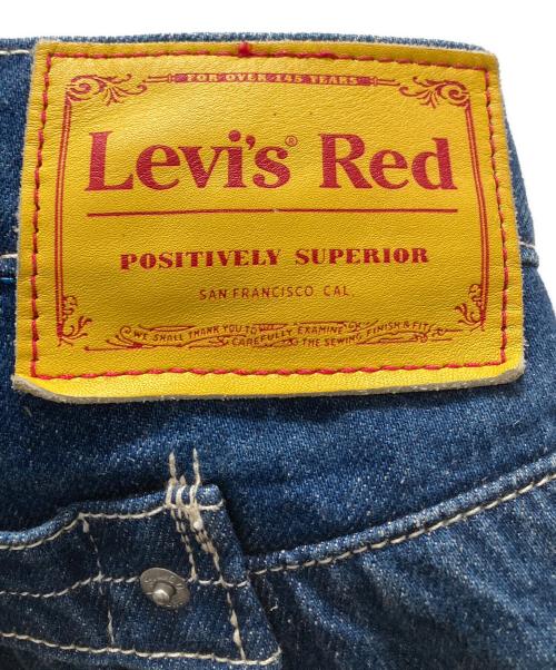 LEVI'S RED（リーバイス レッド）LEVI'S RED (リーバイス レッド) WIDE FLARE TROUSER デニムパンツ ネイビー サイズ:24の古着・服飾アイテム
