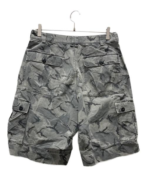 stussy（ステューシー）stussy (ステューシー) カモ柄ハーフパンツ グレー サイズ:32の古着・服飾アイテム