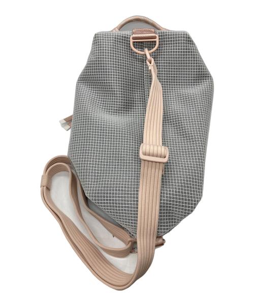 LULULEMON（ルルレモン）LULULEMON (ルルレモン) ボディバッグ グレーの古着・服飾アイテム