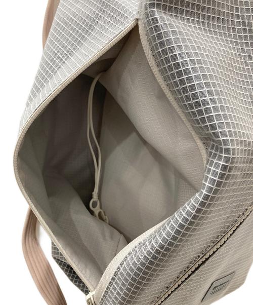 LULULEMON（ルルレモン）LULULEMON (ルルレモン) ボディバッグ グレーの古着・服飾アイテム