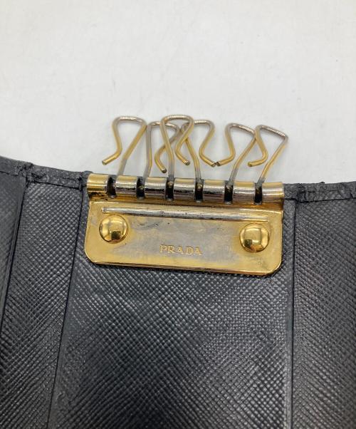PRADA（プラダ）PRADA (プラダ) 5連サフィアーノキーケース ブラックの古着・服飾アイテム