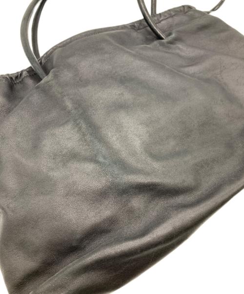 GUCCI（グッチ）GUCCI (グッチ) サイドタッセル トートバッグ ブラックの古着・服飾アイテム