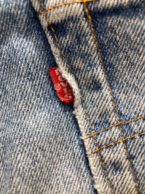 LEVI'S（リーバイス）LEVI'S (リーバイス) デニムパンツ インディゴ サイズ:31の古着・服飾アイテム