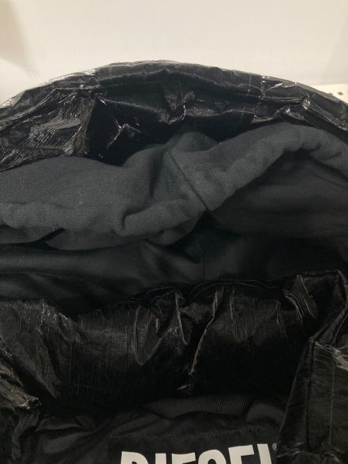 DIESEL（ディーゼル）DIESEL (ディーゼル) ノースリーブダウンジャケット/W-LALLA-SL ブラック サイズ:Sの古着・服飾アイテム