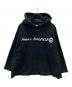 MM6 Maison Margiela（エムエムシックスメゾンマルジェラ）の古着「ロゴプリントクロップドプルオーバーパーカー」｜ブラック