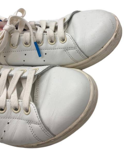 adidas（アディダス）adidas (アディダス) ローカットスニーカー ホワイト サイズ:260の古着・服飾アイテム